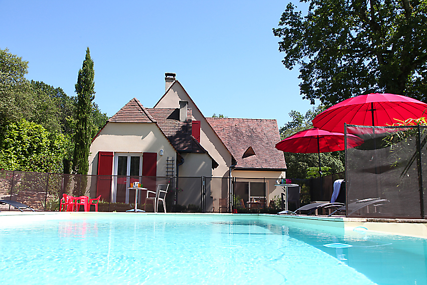 Maison coté piscine